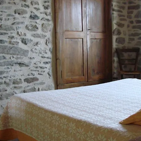 Inn De La Pagnoune Loubaresse (Cantal)